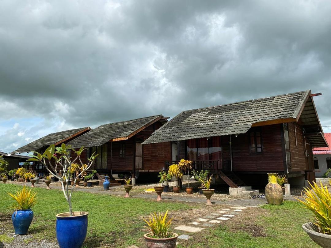 Tamteh Homestay Ayer Hitam Eksteriør billede