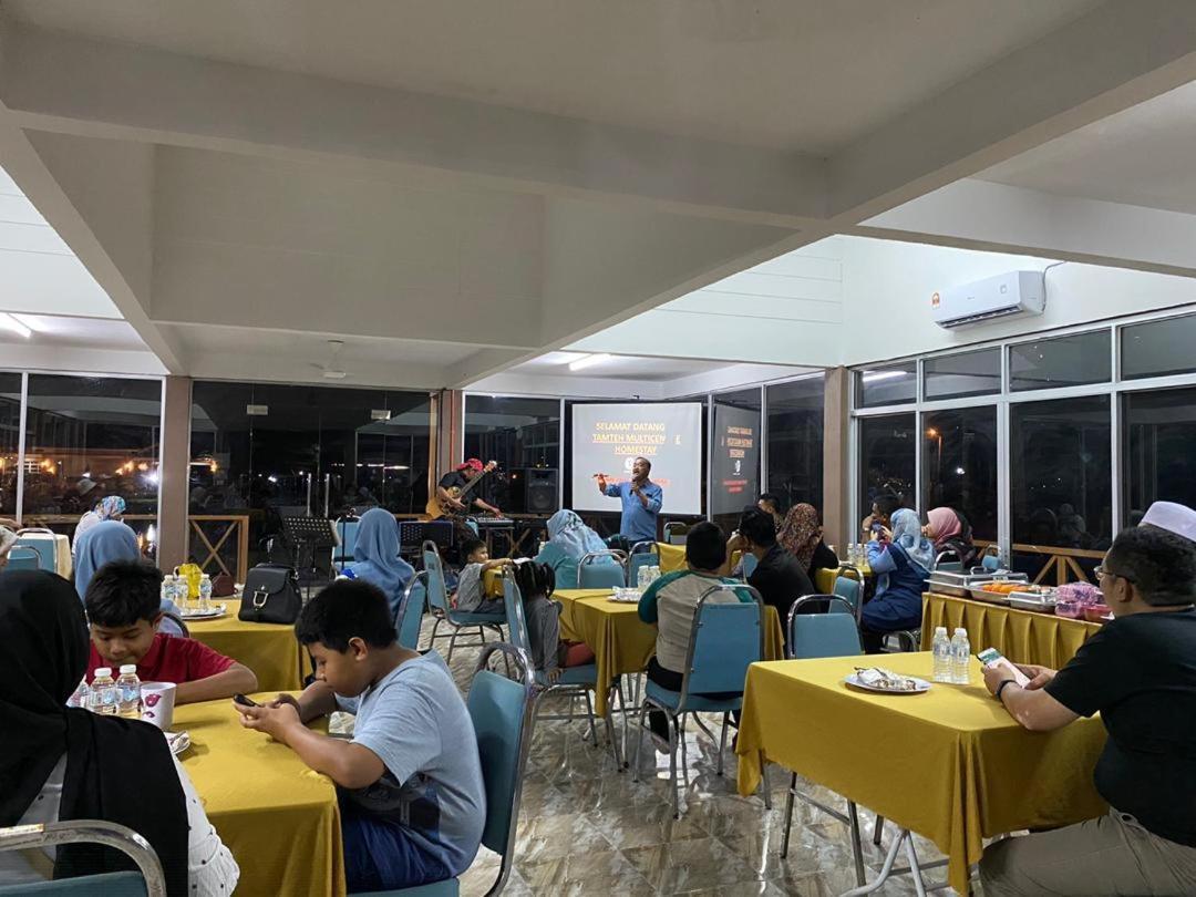 Tamteh Homestay Ayer Hitam Eksteriør billede